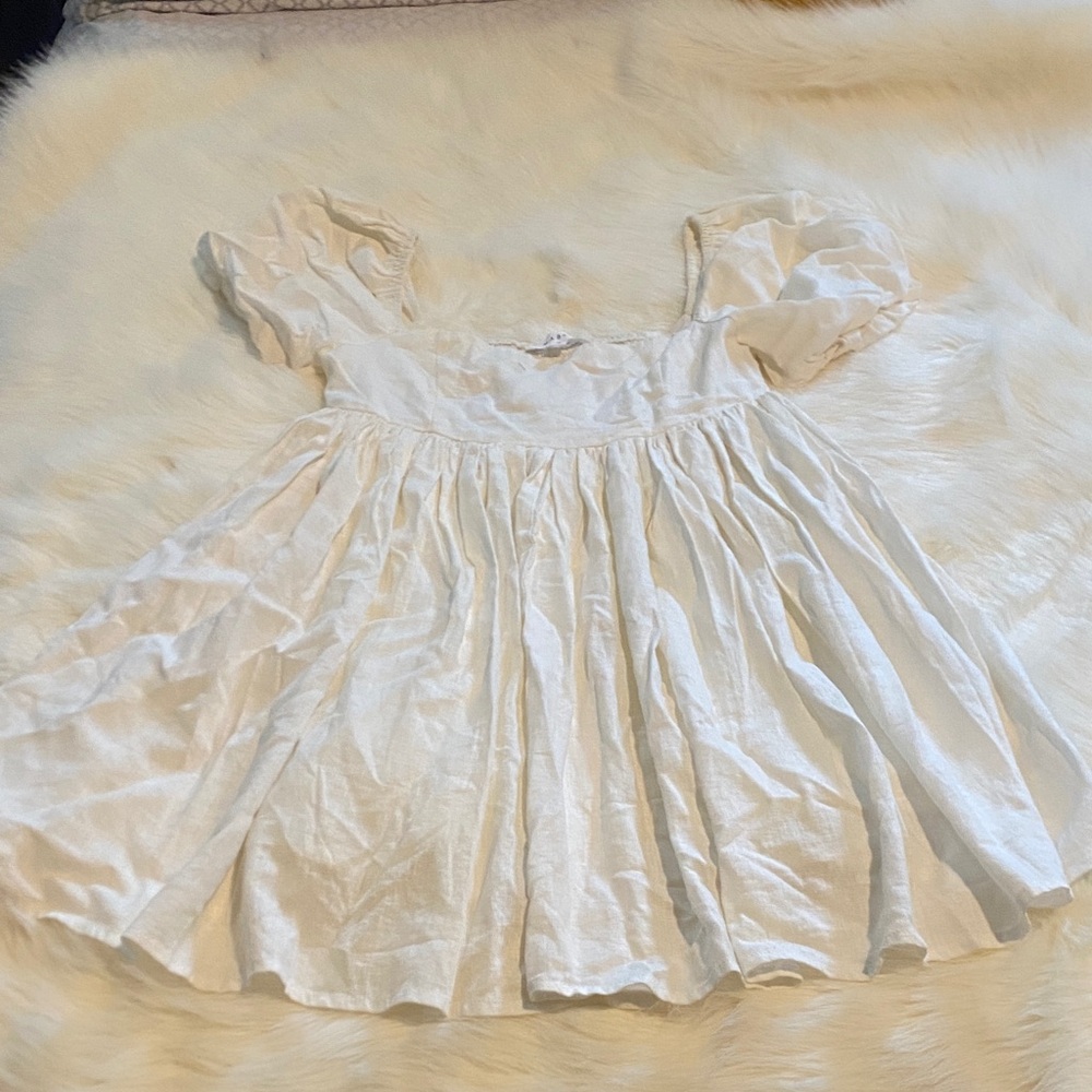 Elegant White Puff Sleeve Dress